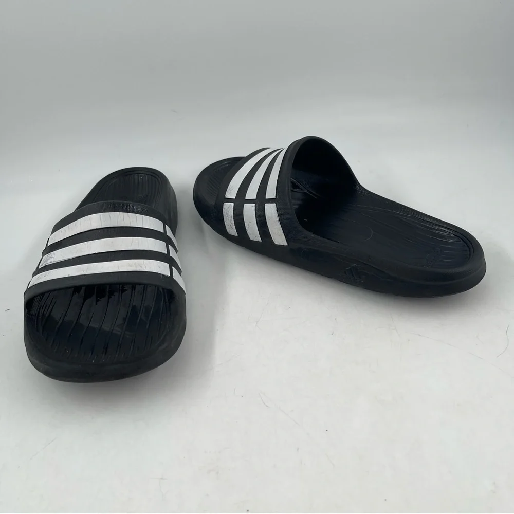 Adidas Kids Adilette -Size 6Y- Black White Comfort Shower Vacation Slide Sandals